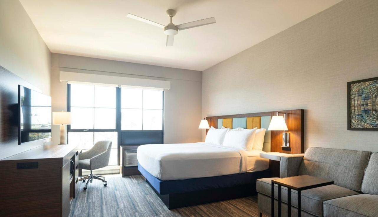 Hampton Inn & Suites Maui North Shore Kahului Eksteriør billede